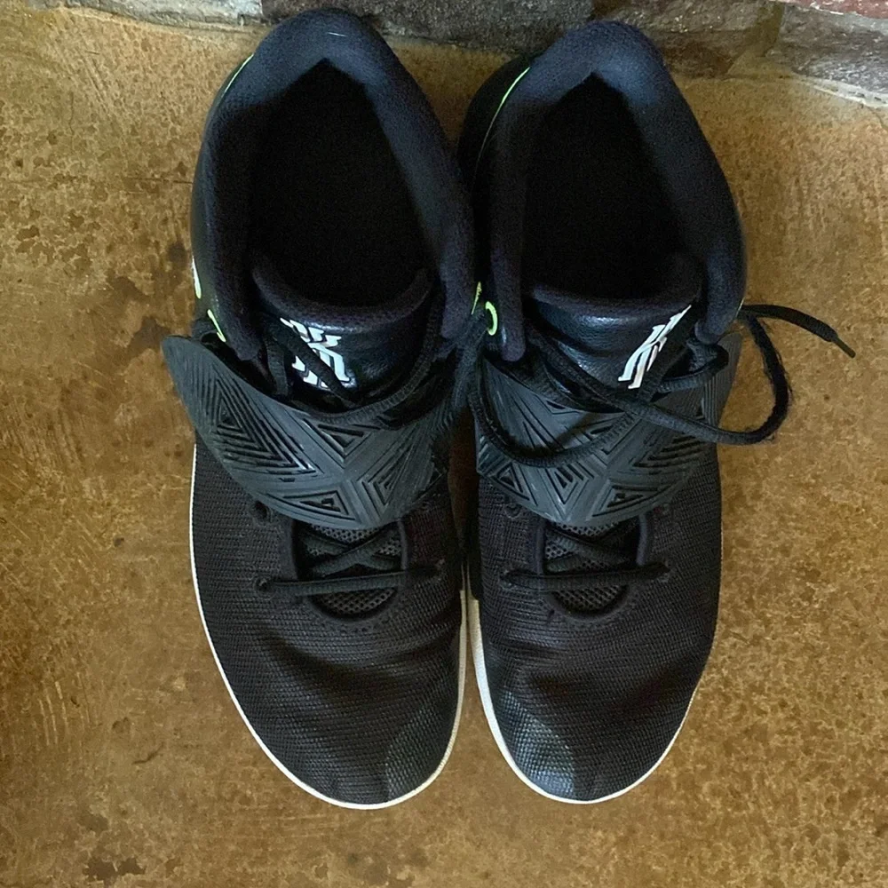 Nike KYRIE FLYTRAP III Men’s Kyrie Irving basketball‎ shoes sneakers